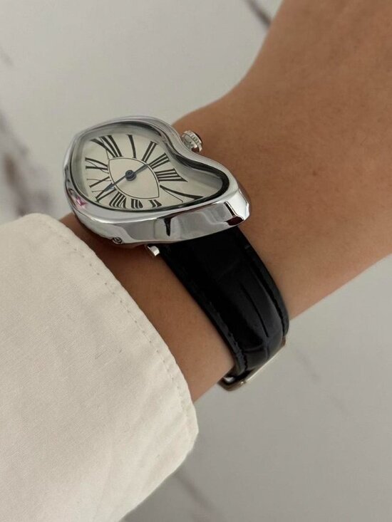 Sku0213 vintage vibe retro silver white watch with black leather strap +gift bag main image 4